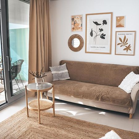丰希罗拉Panoramic Seaview Penthouse The Wave公寓 外观 照片