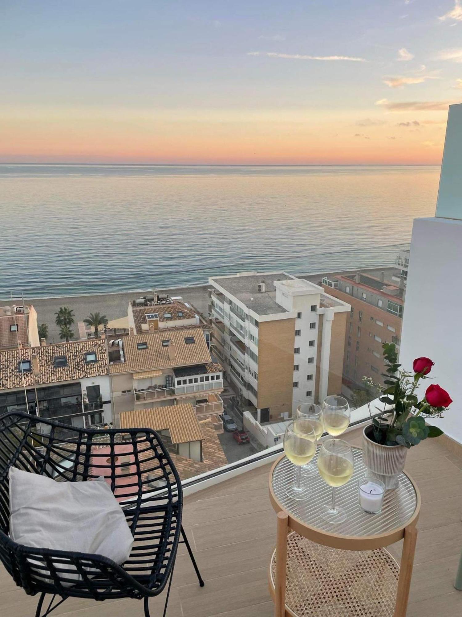 丰希罗拉Panoramic Seaview Penthouse The Wave公寓 外观 照片